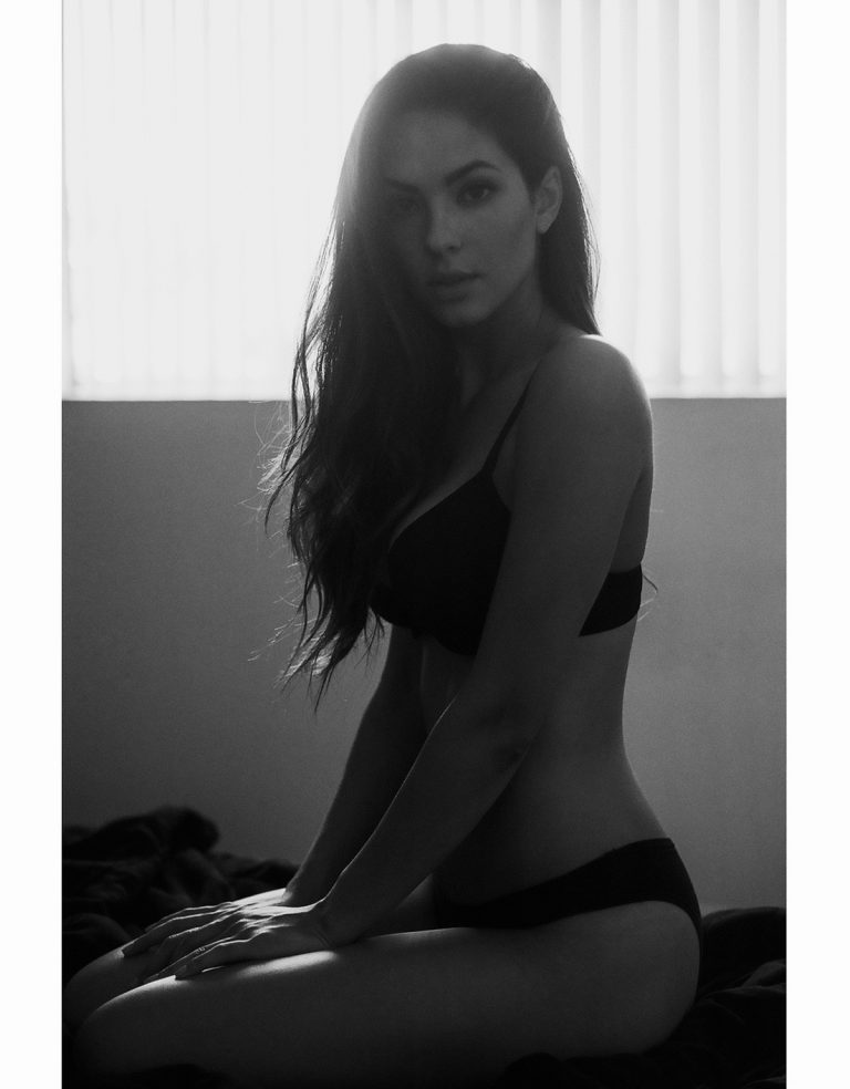 Lingerie Clad Christen Harper Will Steal Your Heart The Fappening