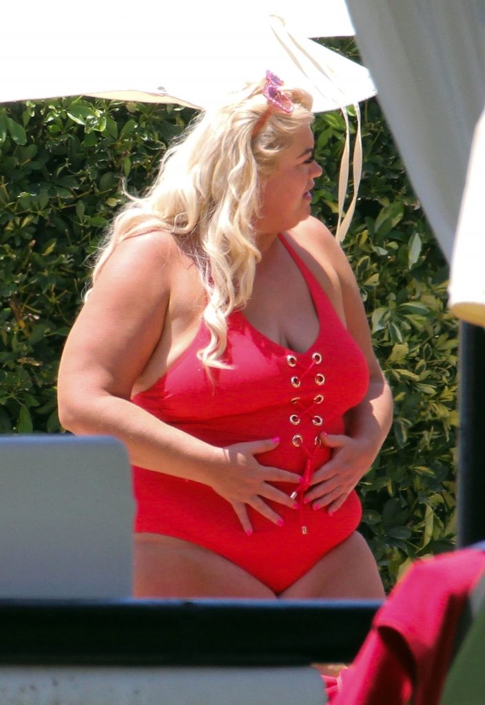 BBW blonde Gemma Collins baring her big fat knockers in Spain gallery, pic 42