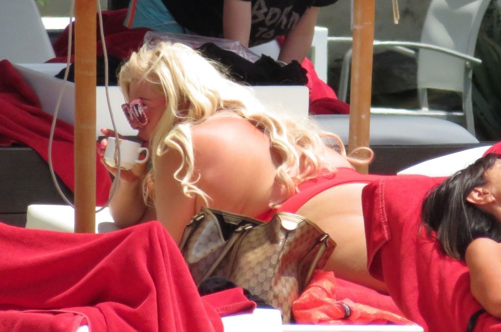 BBW blonde Gemma Collins baring her big fat knockers in Spain gallery, pic 46