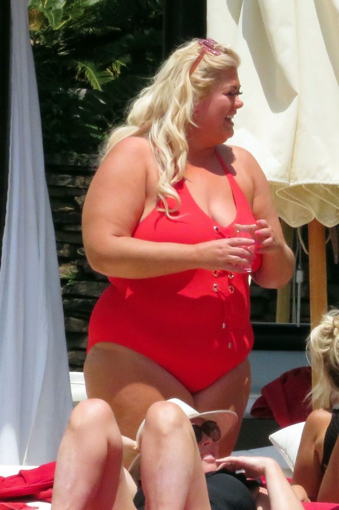BBW blonde Gemma Collins baring her big fat knockers in Spain gallery, pic 68