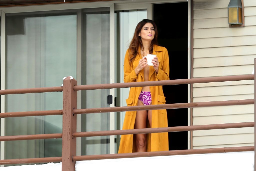 Topless Blanca Blanco looks stunning with her morning coffee in hand gallery, pic 24