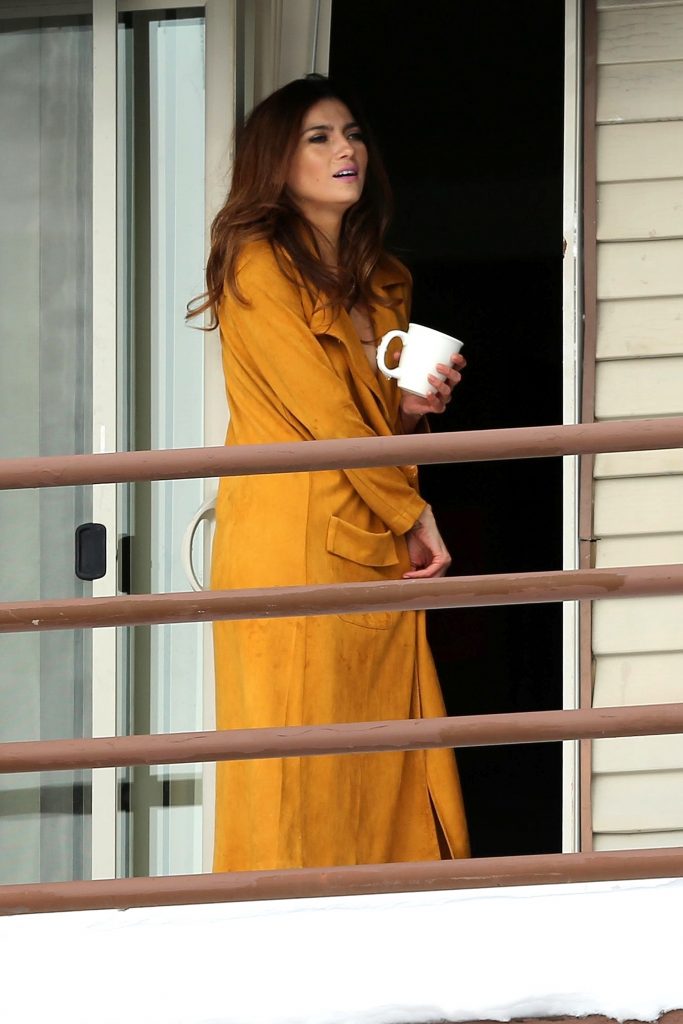 Topless Blanca Blanco looks stunning with her morning coffee in hand gallery, pic 44