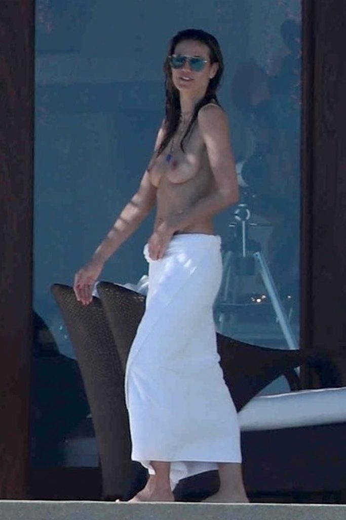Topless Heidi Klum pictures: making out with her new boy toy  gallery, pic 254
