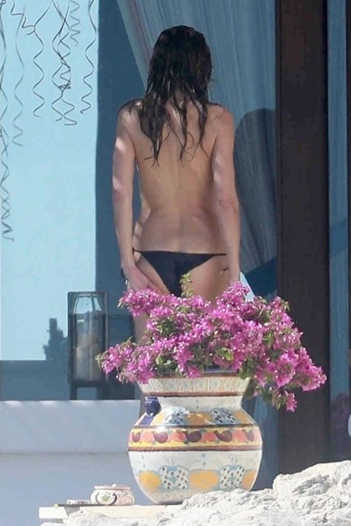 Topless Heidi Klum pictures: making out with her new boy toy  gallery, pic 224