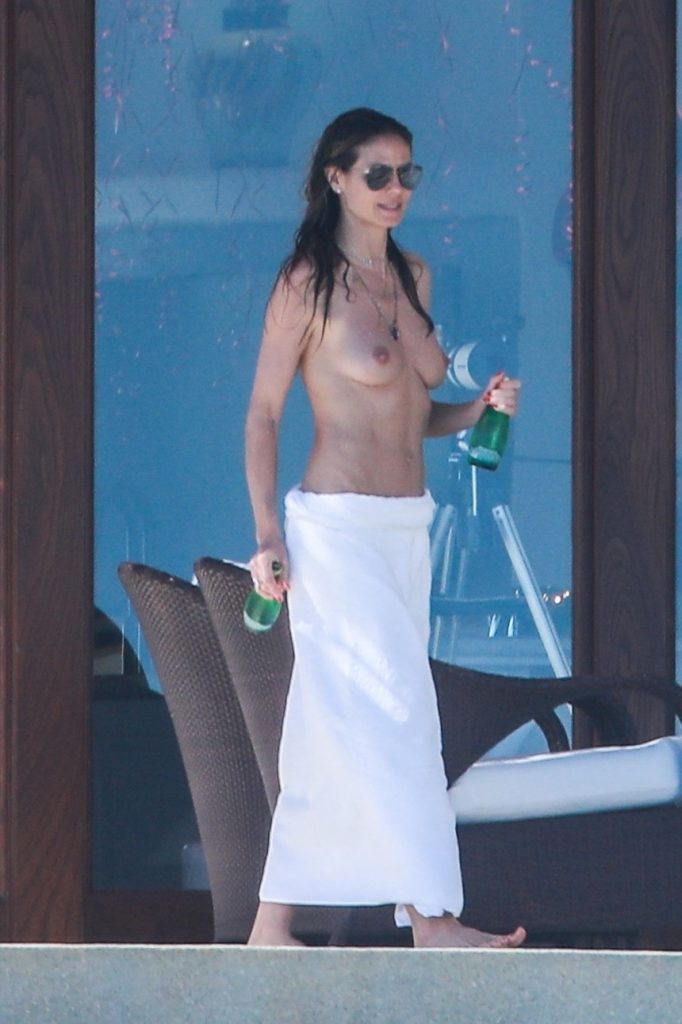 Topless Heidi Klum pictures: making out with her new boy toy  gallery, pic 480