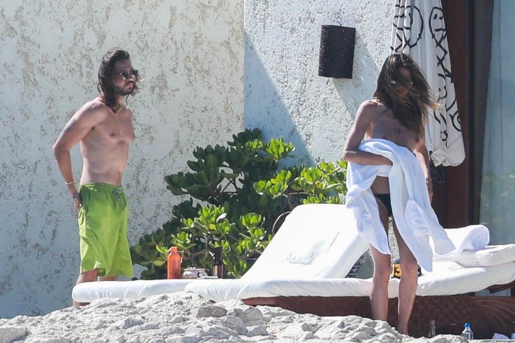 Topless Heidi Klum pictures: making out with her new boy toy  gallery, pic 104