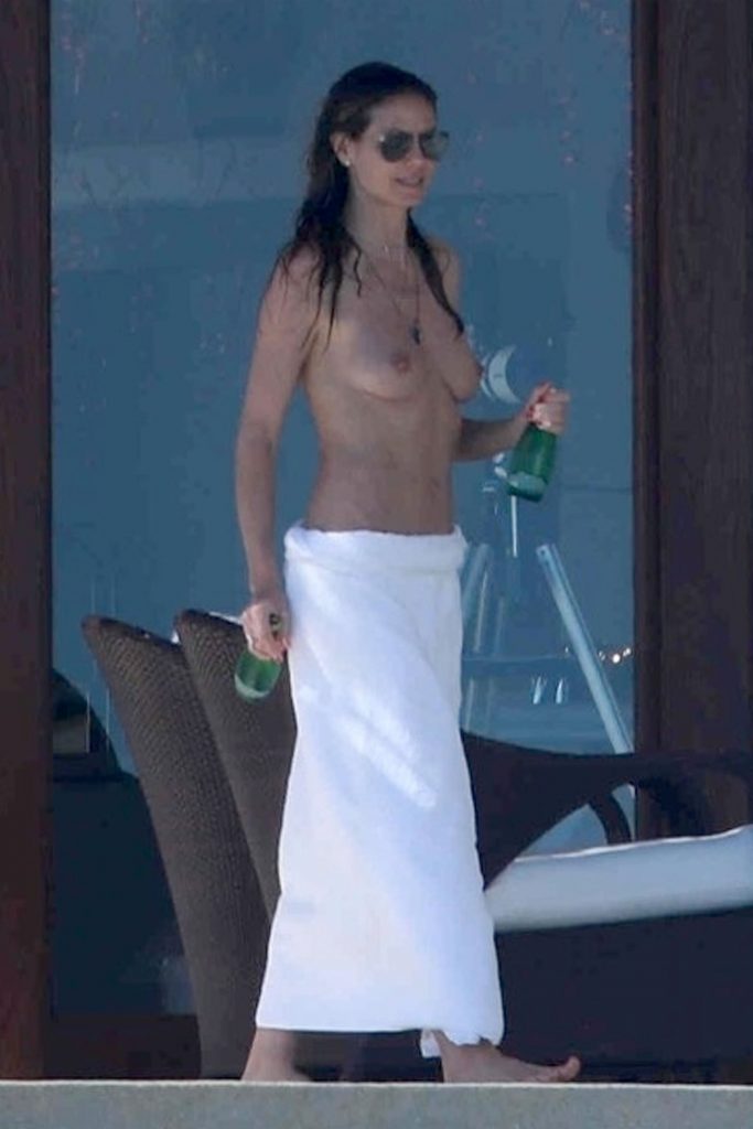 Topless Heidi Klum pictures: making out with her new boy toy  gallery, pic 22