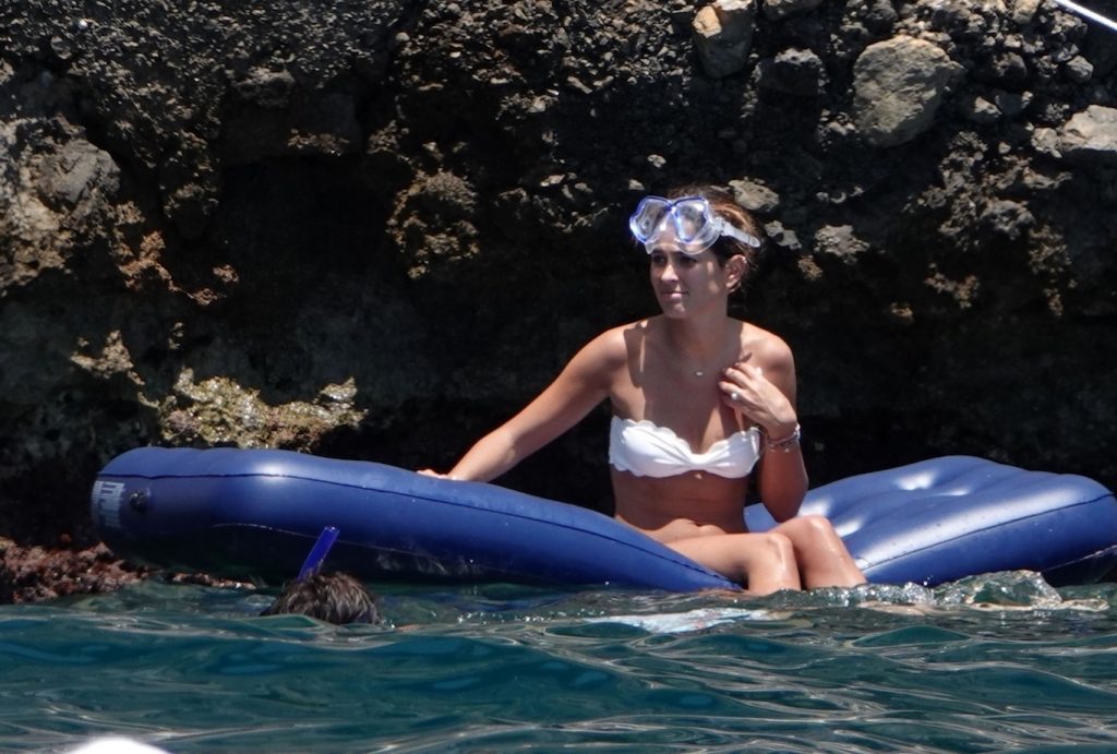 Nip slip gallery: Coral Simanovich on her latest getaway on the Amalfi Coast, pic 144