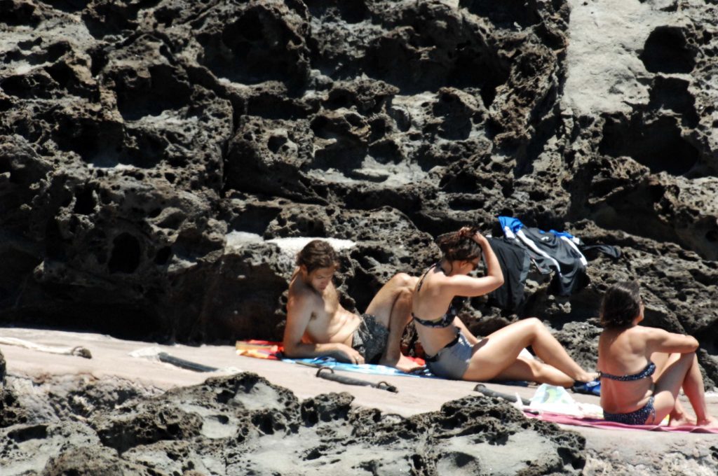 Topless Keira Knightley pictures from her latest getaway in Pantelleria gallery, pic 10