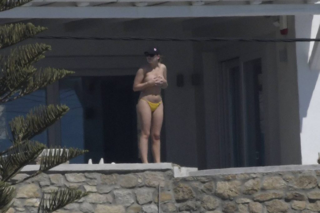 Topless Perrie Edwards pictures from her latest holiday – Mykonos, 01/06/2018 gallery, pic 140