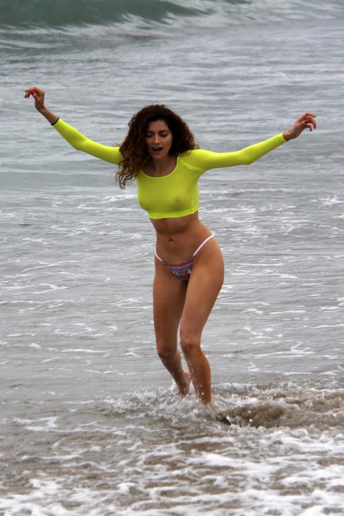 Blanca Blanco showcasing her insane bikini body at the beach in Malibu gallery, pic 32