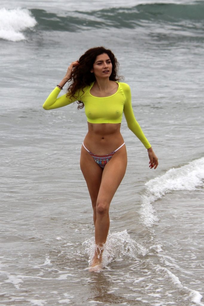 Blanca Blanco showcasing her insane bikini body at the beach in Malibu gallery, pic 34