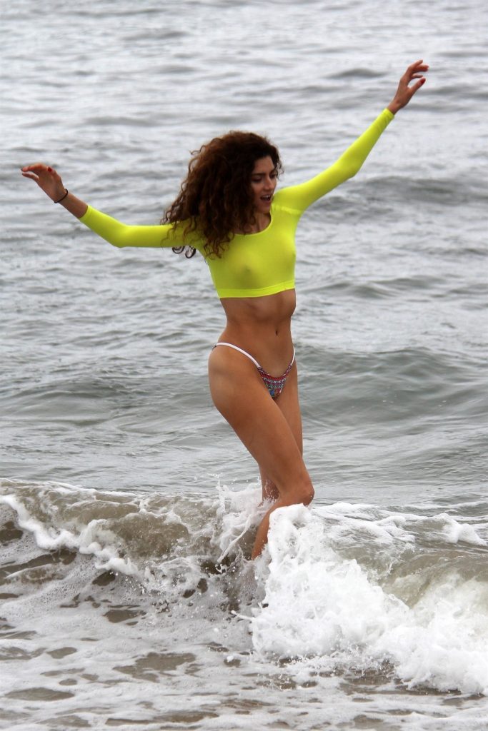 Blanca Blanco showcasing her insane bikini body at the beach in Malibu gallery, pic 54