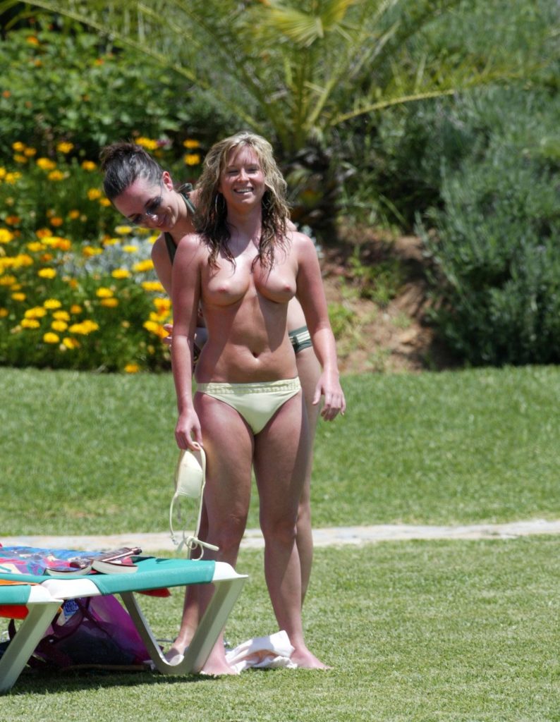 A selection of amazing topless Brooke Kinsella pictures from Puerto Banus gallery, pic 16