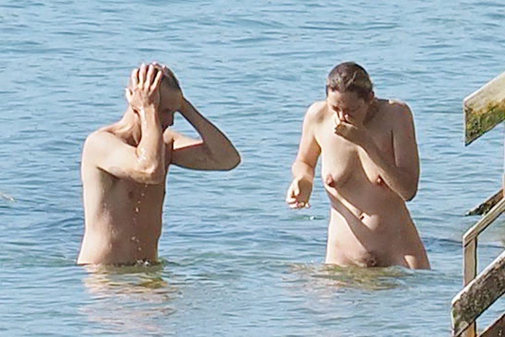 Marion Cotillard skinny dipping in the ocean - Cap-Ferret, France gallery, pic 28