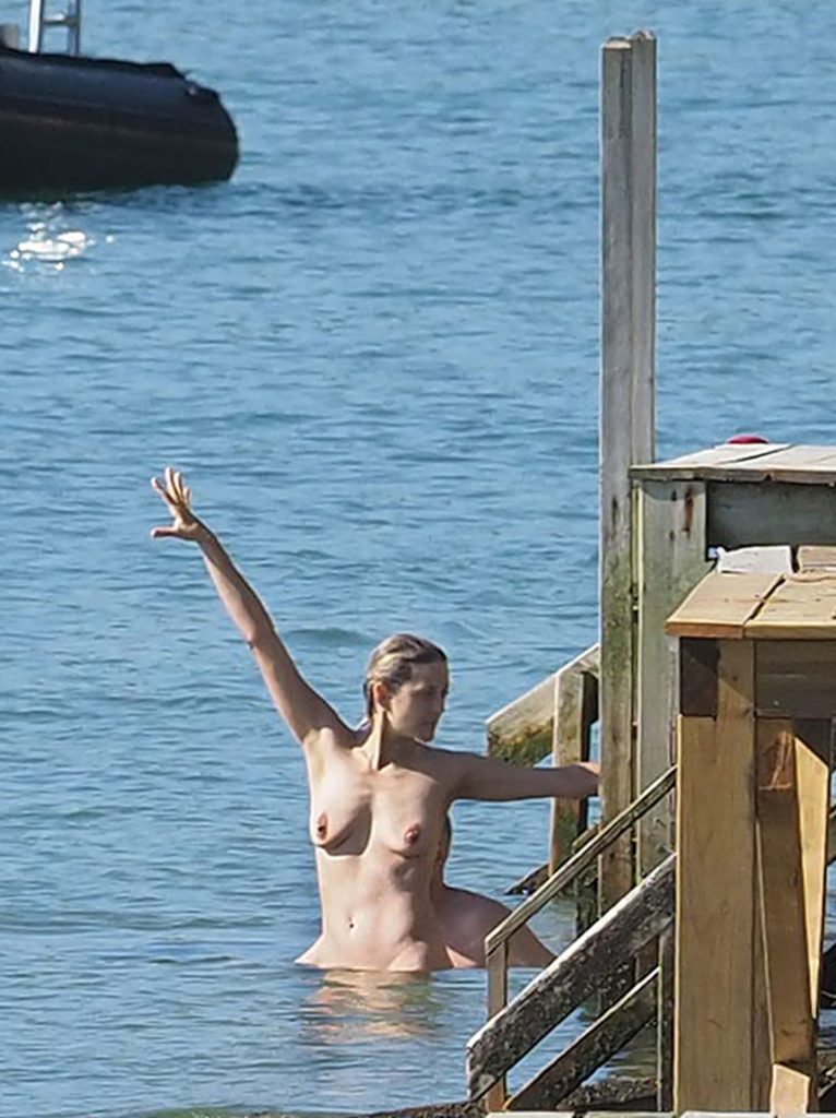 Marion Cotillard skinny dipping in the ocean - Cap-Ferret, France gallery, pic 56