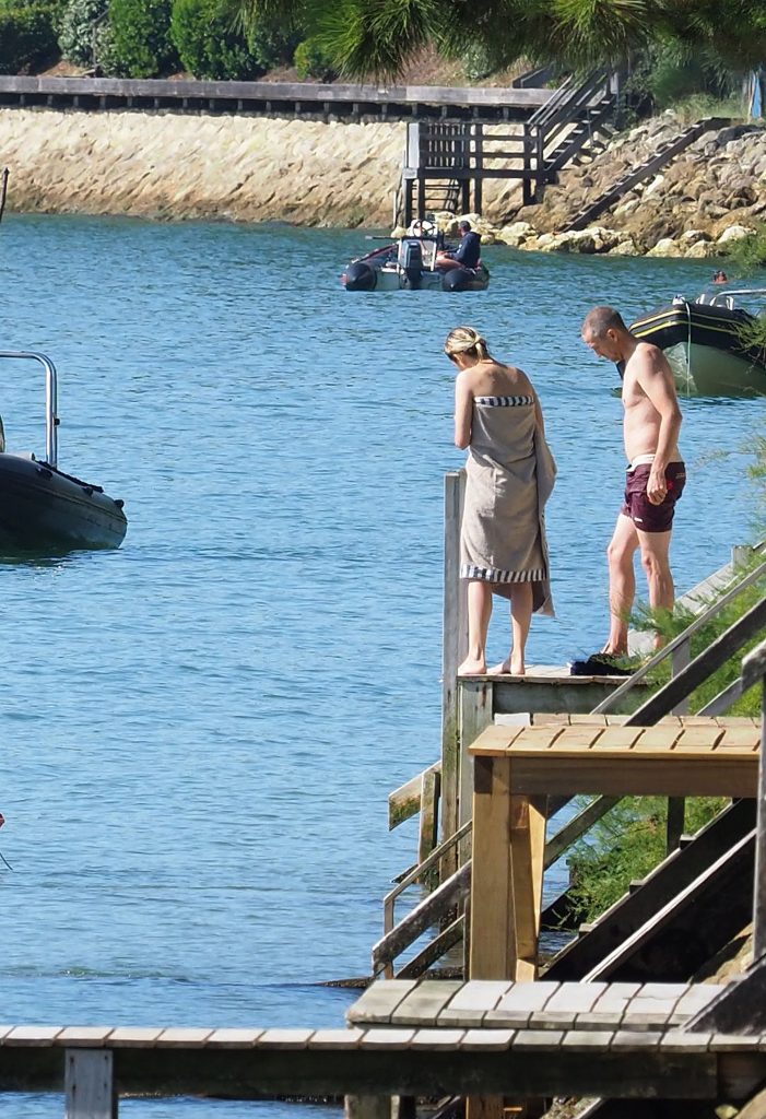 Marion Cotillard skinny dipping in the ocean - Cap-Ferret, France gallery, pic 66