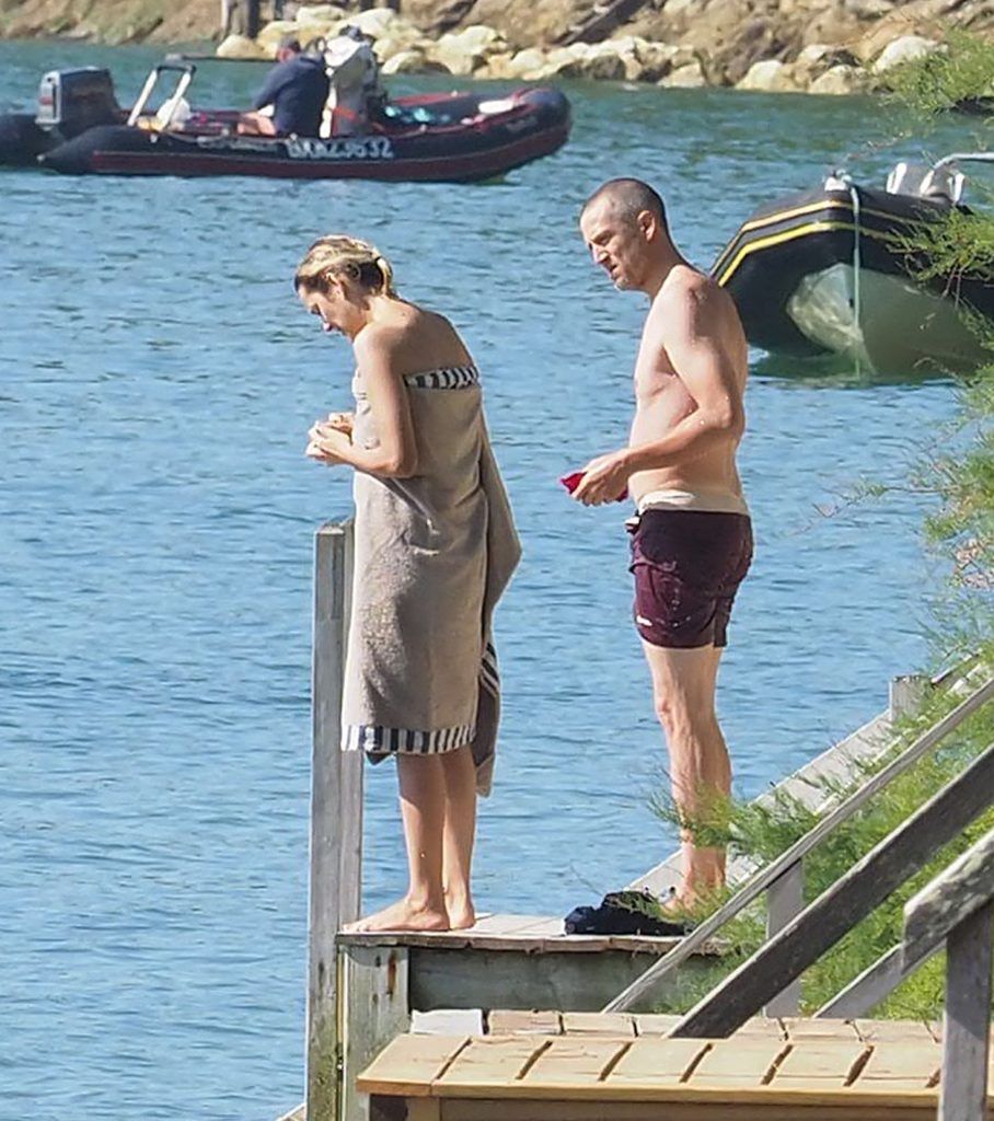 Marion Cotillard skinny dipping in the ocean - Cap-Ferret, France gallery, pic 12