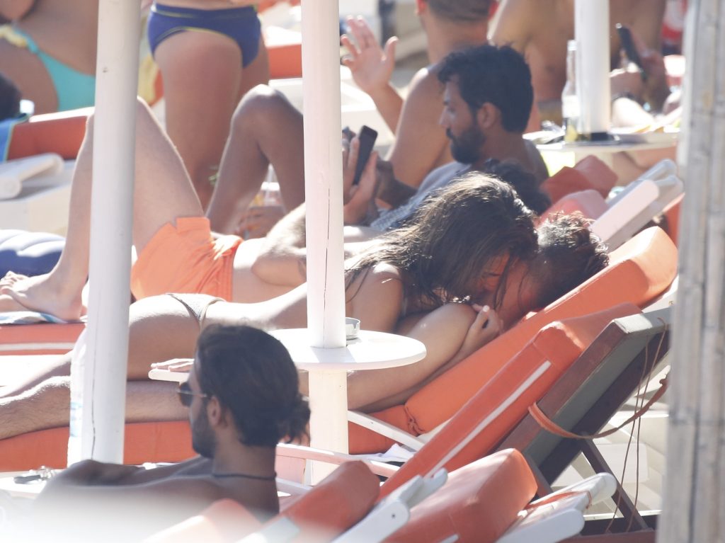 The latest Sofia Suescun topless pictures from a beach in Mykonos gallery, pic 48