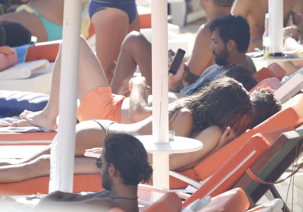 The latest Sofia Suescun topless pictures from a beach in Mykonos gallery, pic 50