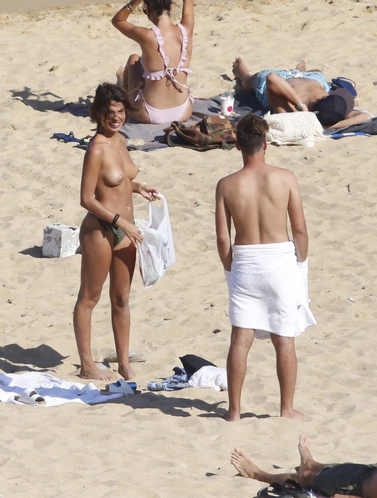 The latest Sofia Suescun topless pictures from a beach in Mykonos gallery, pic 180