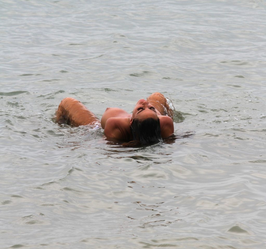 Katie Price's latest topless pictures from Thailand gallery, pic 122