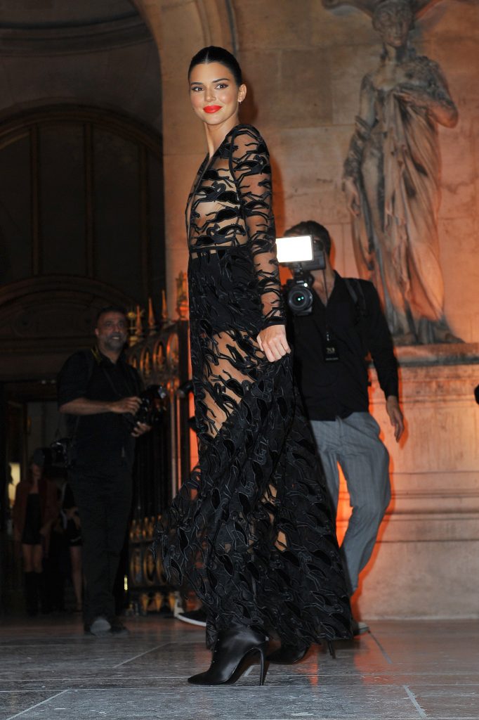 Reality TV sensation Kendall Jenner looks amazing in a see-through dress gallery, pic 18
