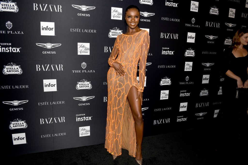 Leomie Anderson shows EVERYTHING in her sexy see-through dress gallery, pic 2