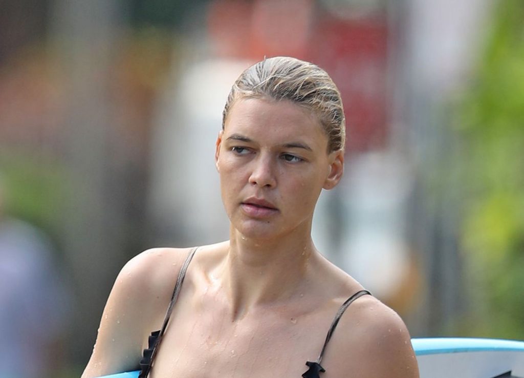 Sexiest surfer girl ever, Kelly Rohrbach, shows her bikini body and more gallery, pic 92