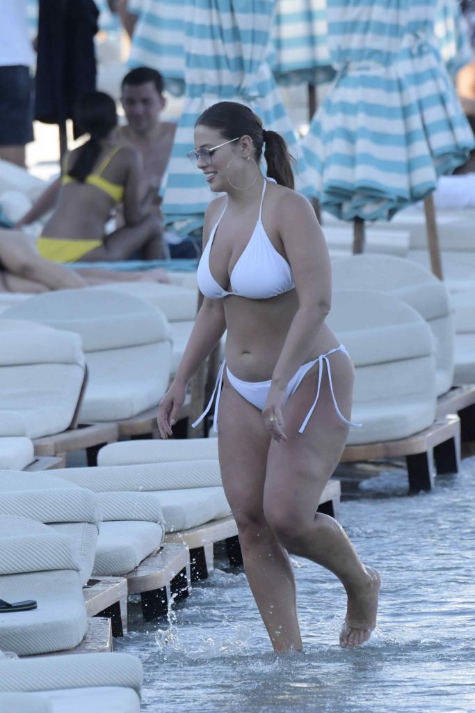 Ashley Graham soaking up the sun in a revealing white bikini gallery, pic 86