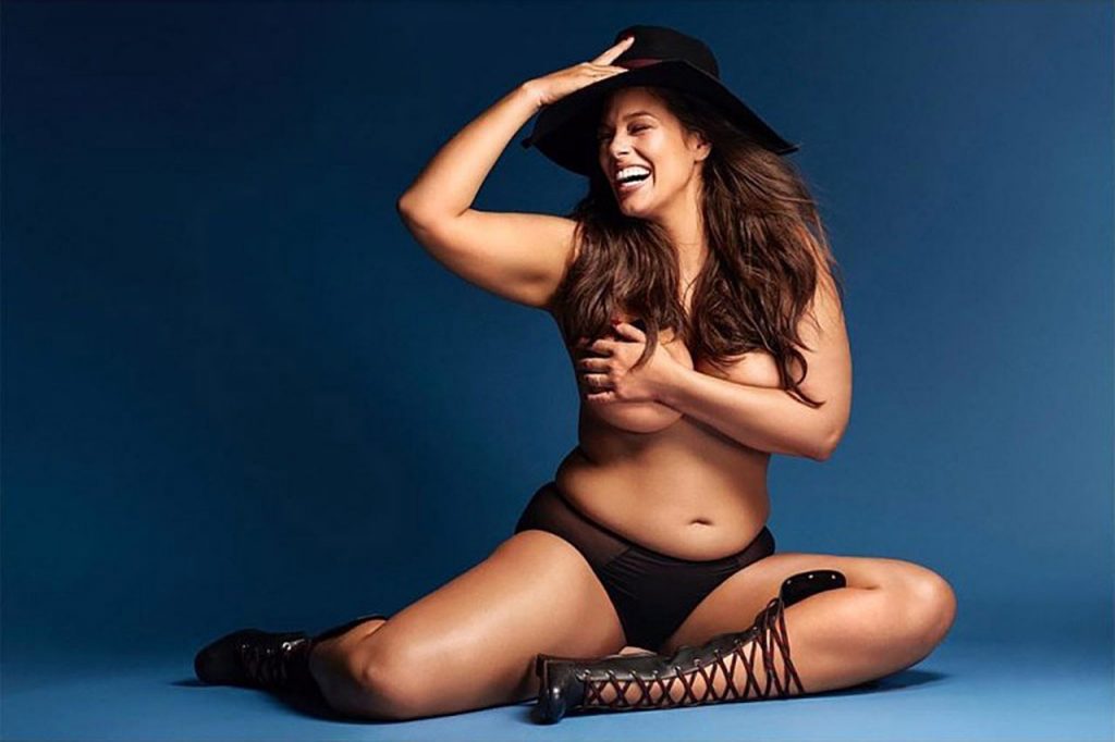 Ashley Graham poses naked but covers her big fat titties  gallery, pic 2