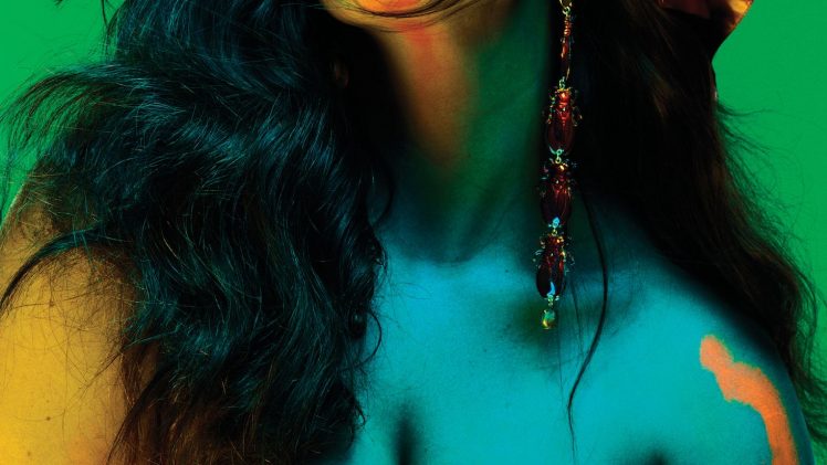 Ashley Graham’s sensual and colorful photoshoot (4 Photos)
