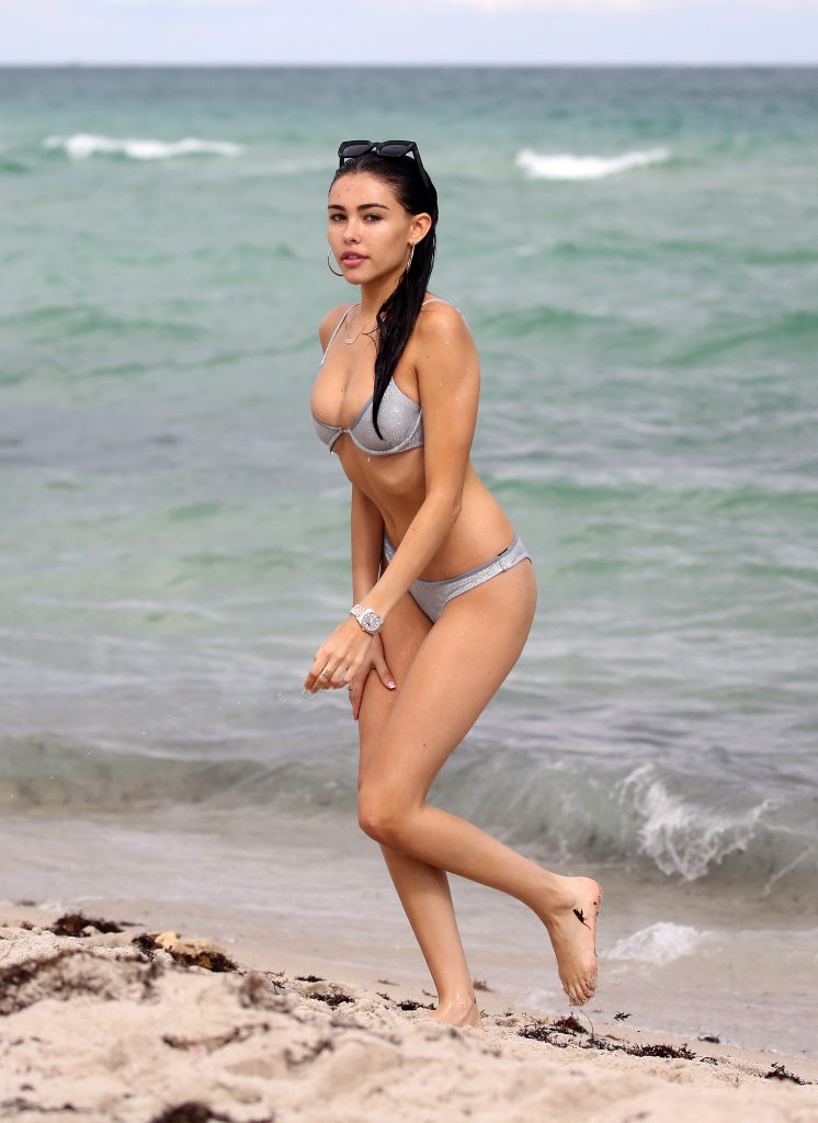 Young hottie Madison Beer soaking up the sun on the beach in Miami gallery, pic 174