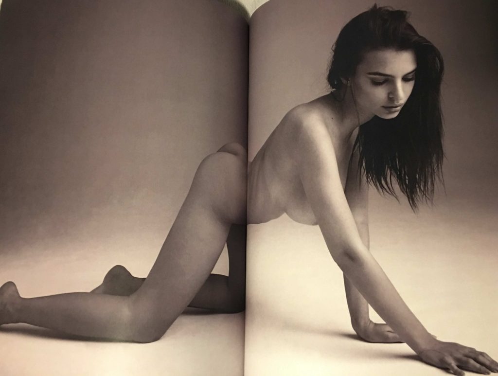 Emily Ratajkowski flaunting her naked body in a photoshoot for Treats gallery, pic 18