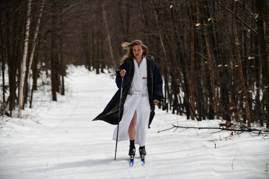 Crazy blonde Jessie Diggins skiing naked in the winter forest gallery, pic 12