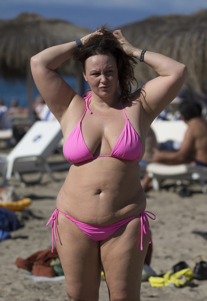 BBW Chanelle Hayes shows her massive gut and fat titties on a beach gallery, pic 44