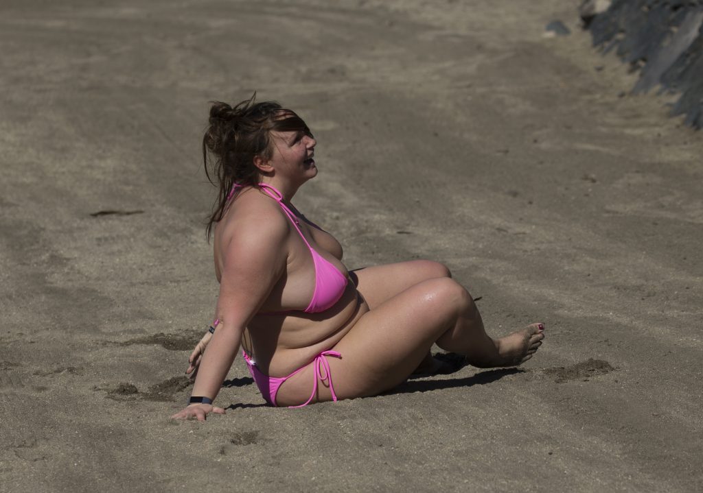 BBW Chanelle Hayes shows her massive gut and fat titties on a beach gallery, pic 82