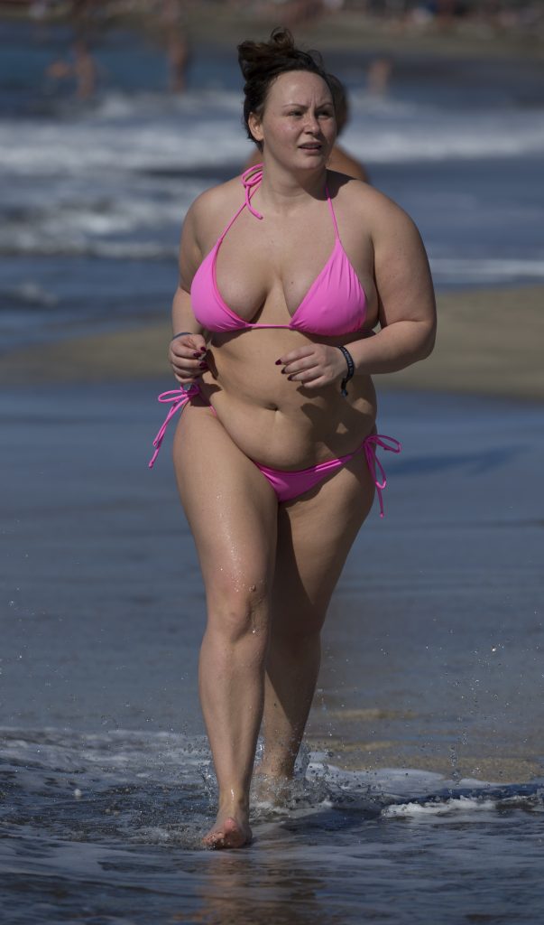 BBW Chanelle Hayes shows her massive gut and fat titties on a beach gallery, pic 108