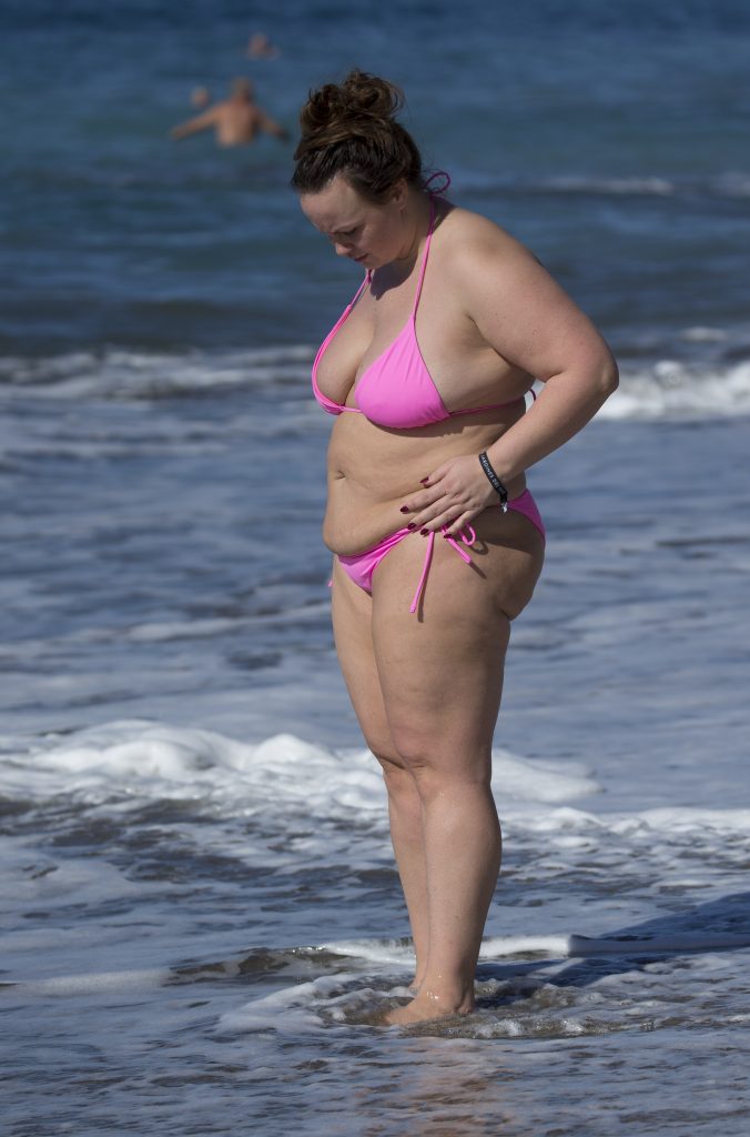 BBW Chanelle Hayes shows her massive gut and fat titties on a beach gallery, pic 136