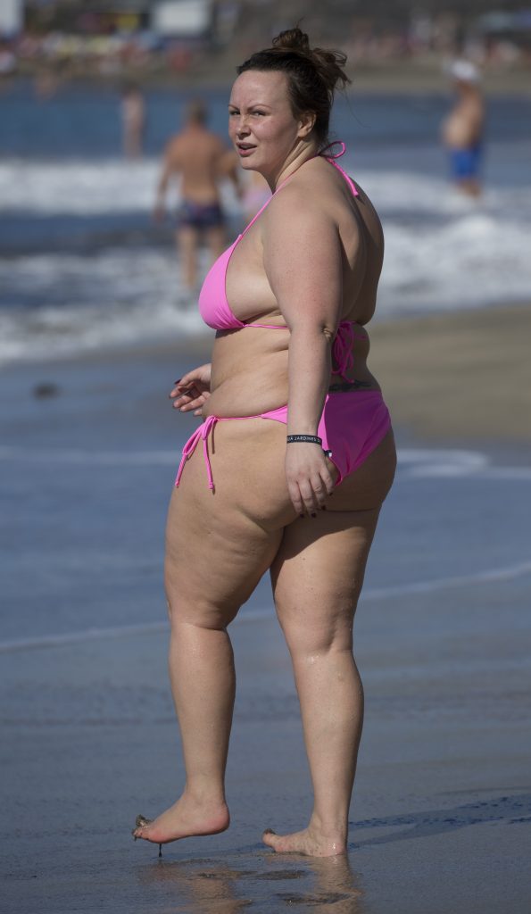 BBW Chanelle Hayes shows her massive gut and fat titties on a beach gallery, pic 148