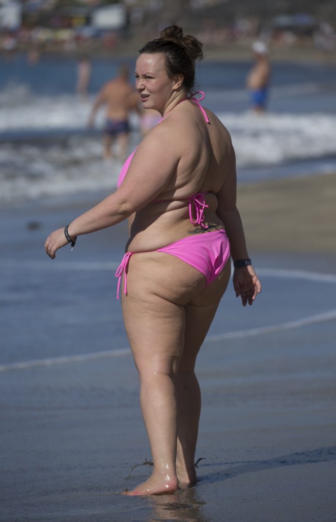 BBW Chanelle Hayes shows her massive gut and fat titties on a beach gallery, pic 154