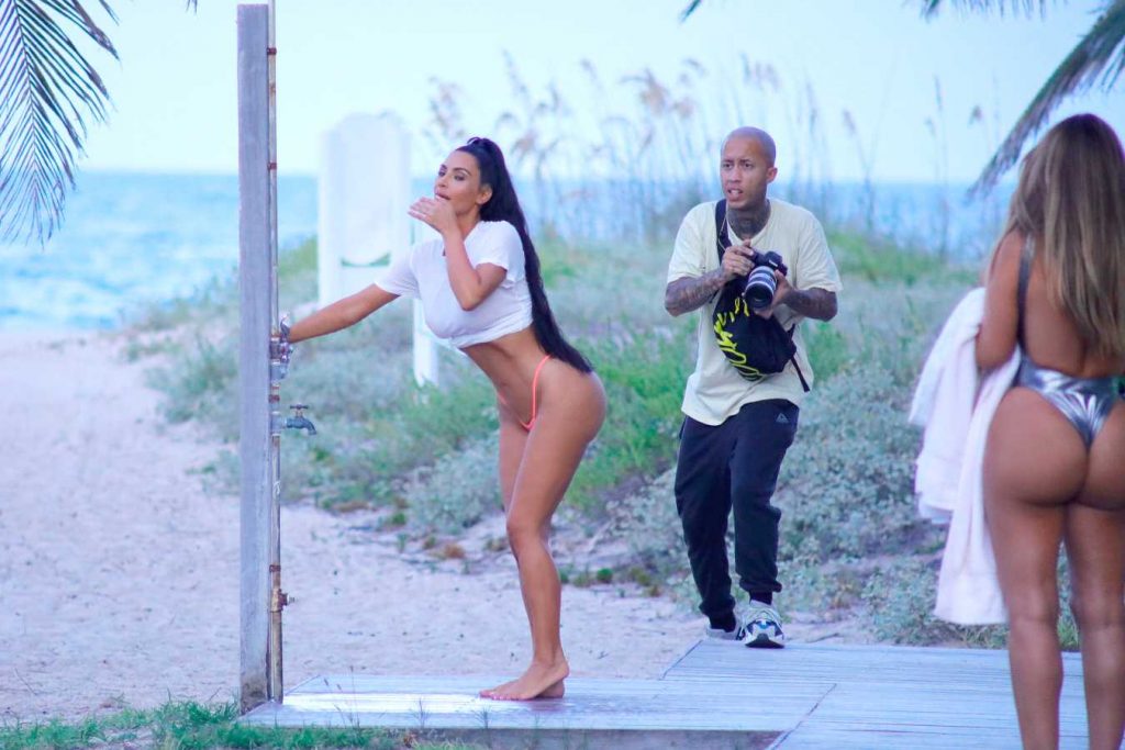 Legendary hottie Kim Kardashian shows off her ass in a skimpy thong 18