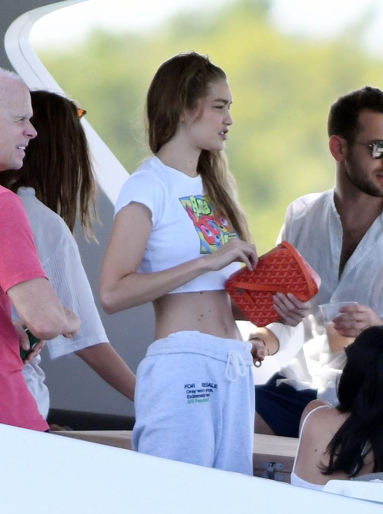 Gigi Hadid shows her bikini body while hanging out on a luxurious yacht gallery, pic 120