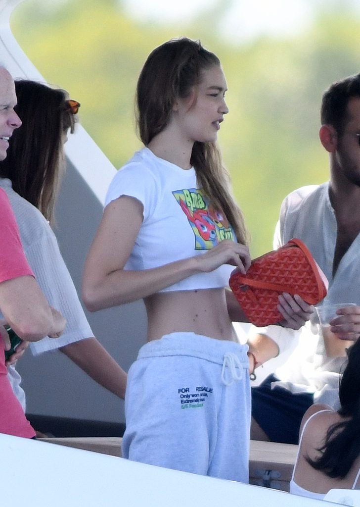 Gigi Hadid shows her bikini body while hanging out on a luxurious yacht gallery, pic 122