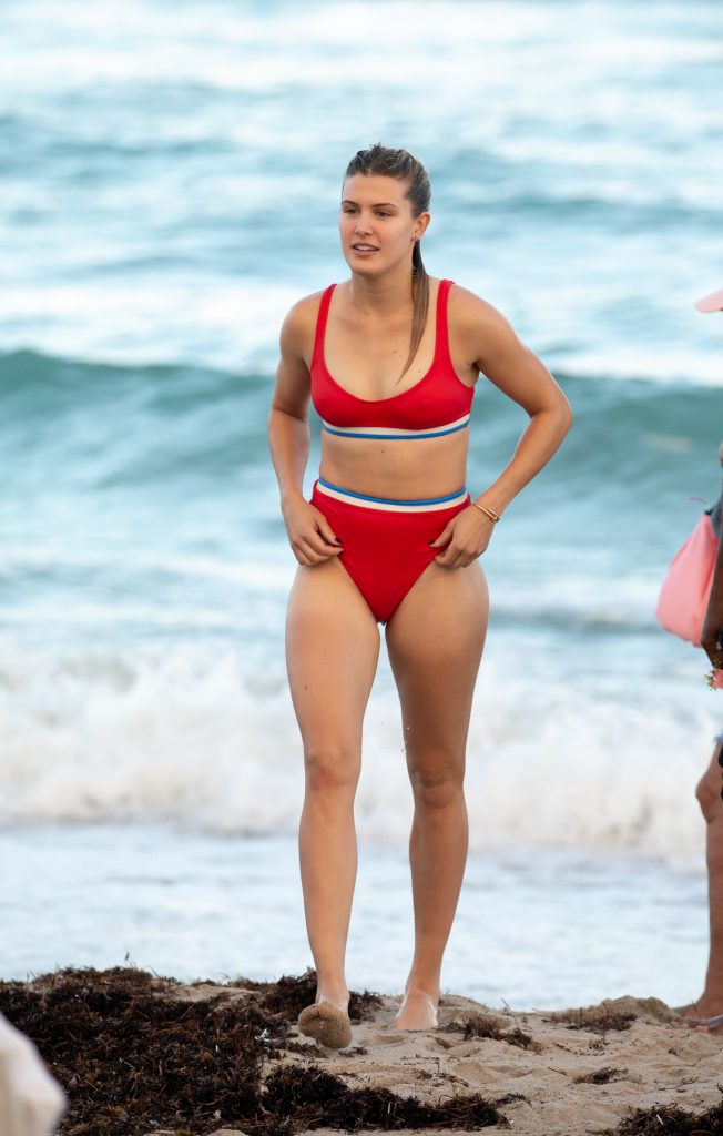 Blonde stunner Eugenie Bouchard shows her admirable body in a red bikini gallery, pic 52