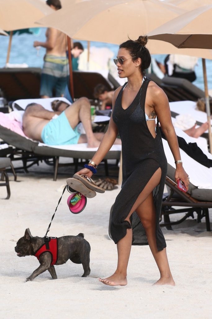 Jessica Ledon flaunting her bikini body in Miami  gallery, pic 12