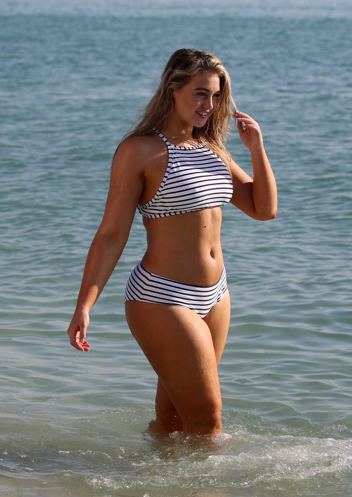 BBW blonde Iskra Lawrence lights up a swimsuit photoshoot gallery, pic 200