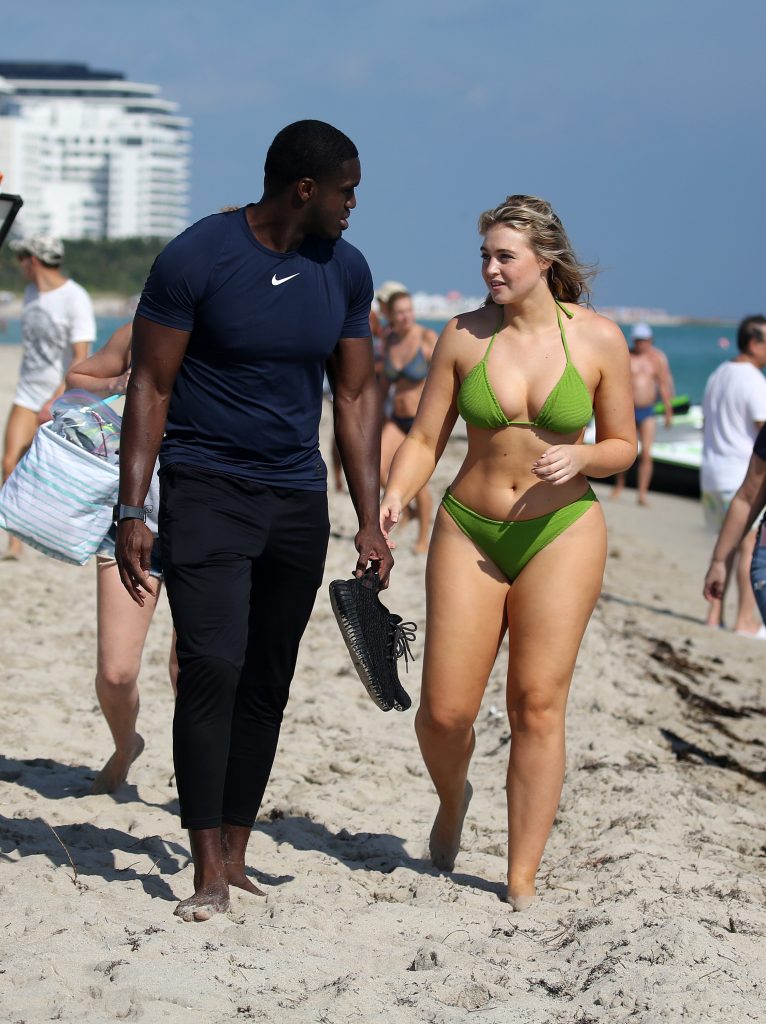 BBW blonde Iskra Lawrence lights up a swimsuit photoshoot gallery, pic 330
