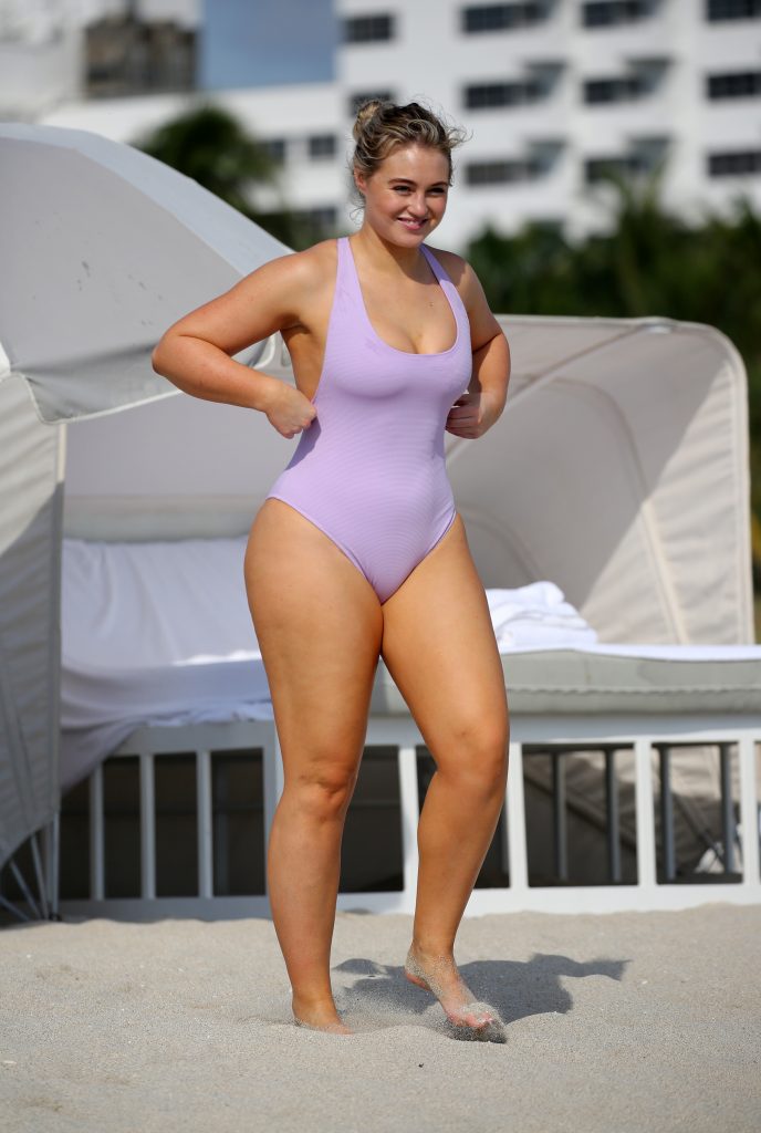 BBW blonde Iskra Lawrence lights up a swimsuit photoshoot gallery, pic 384