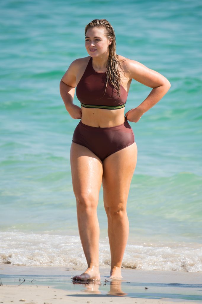 BBW blonde Iskra Lawrence lights up a swimsuit photoshoot gallery, pic 42